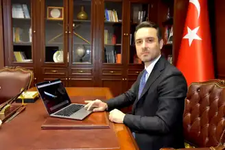 Büyükelçi Ulutaş'ın "Yılın Kareleri" Seçimi