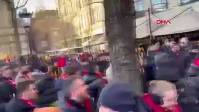 Galatasaray, Ajax'ta Taraftarla Şampiyonluk Peşinde!