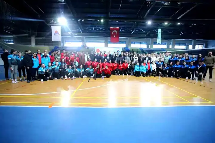 AİÇÜ, ÜNİLİG Voleybol Bölgesel Ligine Ev Sahipliği Yaptı