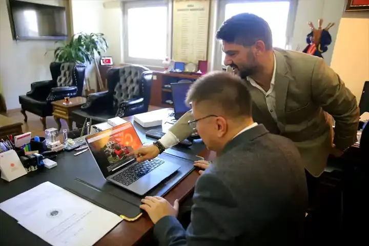 Başsavcı Dönmez, AA Yılın Kareleri'ni Seçti