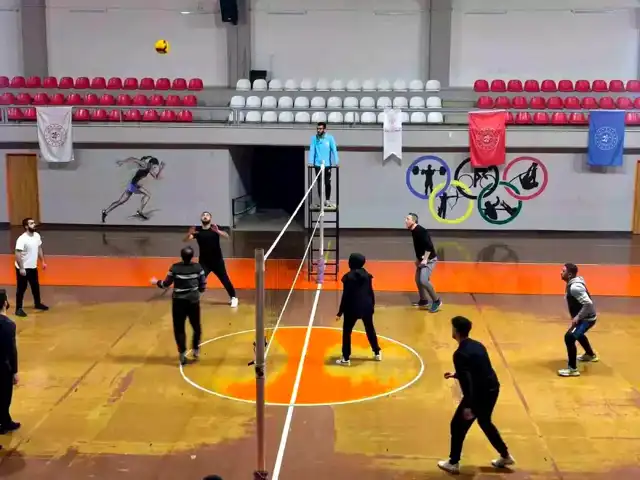 Diyadin'de Kurumlararası Voleybol Turnuvası