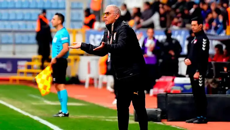 Galatasaray, Kasımpaşa'da 2 Puan Kaybetti! Saraloğlu: Hakemin Kararı Şüphe Uyandırdı
