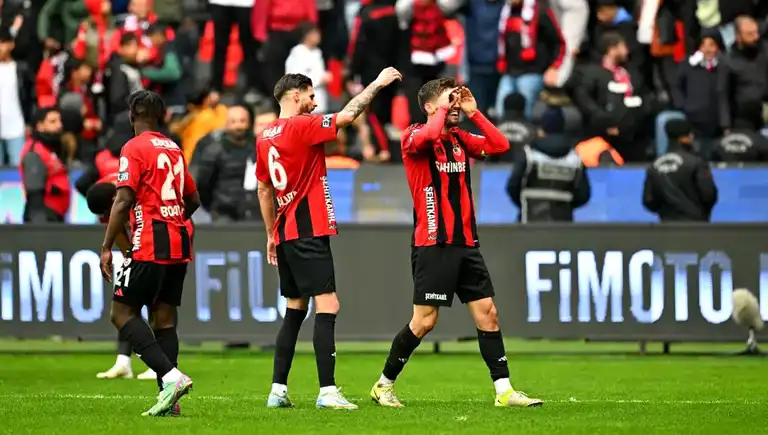 Gaziantep FK'nın Deplasman Hasreti 10 Maça Uzanıyor Gaziantep FK'nın Deplasman Hasreti 10 Maça Uzanıyor