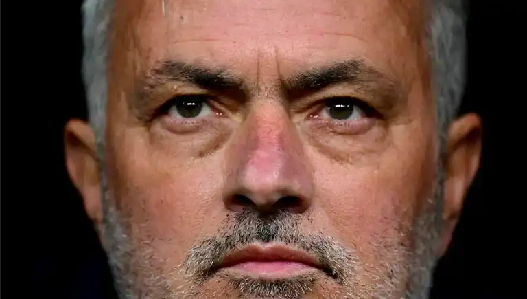 Mourinho: Fenerbahçe ile Kariyerinin İlkini Hedefliyor