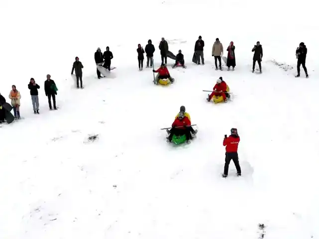 Kano Tutkunları Karlı Yaylada Kaydı!