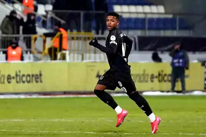 Keny Arroyo, Beşiktaş'ta İlk Kez Oynadı!