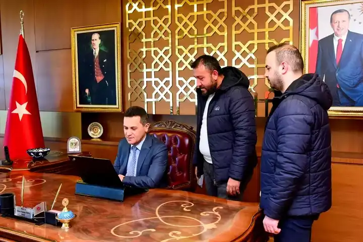Topal, Yılın Kareleri'ni Seçti