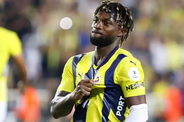 Saint-Maximin'den Fenerbahçe'ye Veda Mesajı